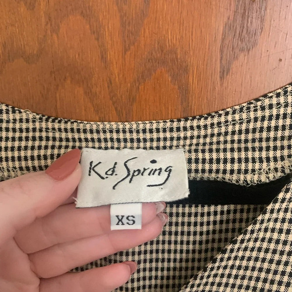 K.D Spring Vintage Blouse - Picture 4 of 5